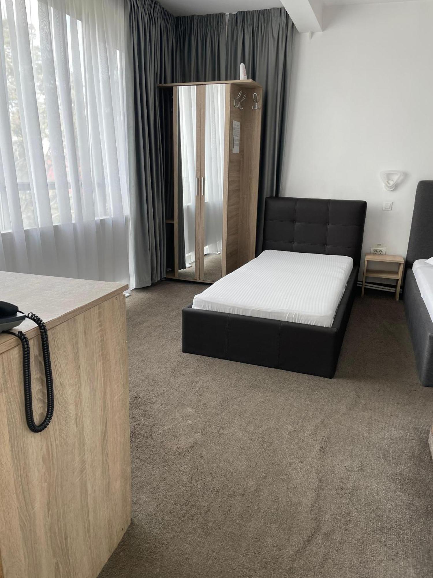 Hotel Vitan273 Βουκουρέστι Εξωτερικό φωτογραφία