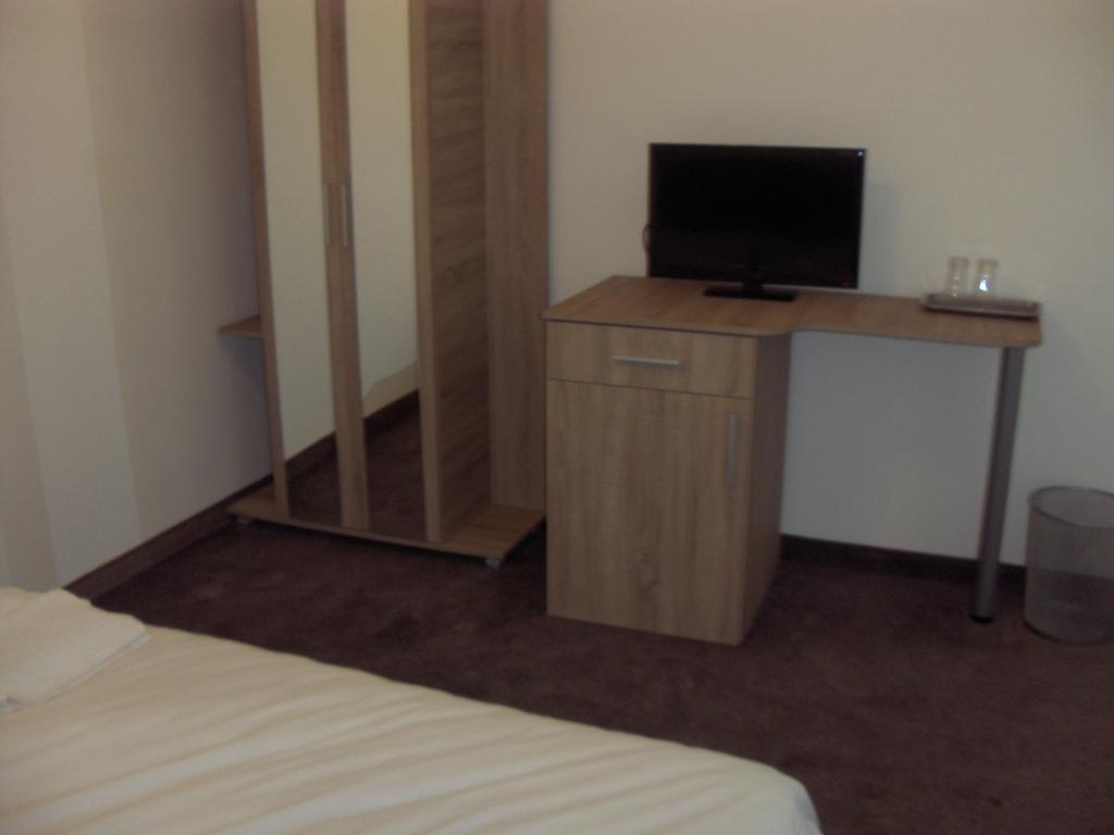 Hotel Vitan273 Βουκουρέστι Δωμάτιο φωτογραφία